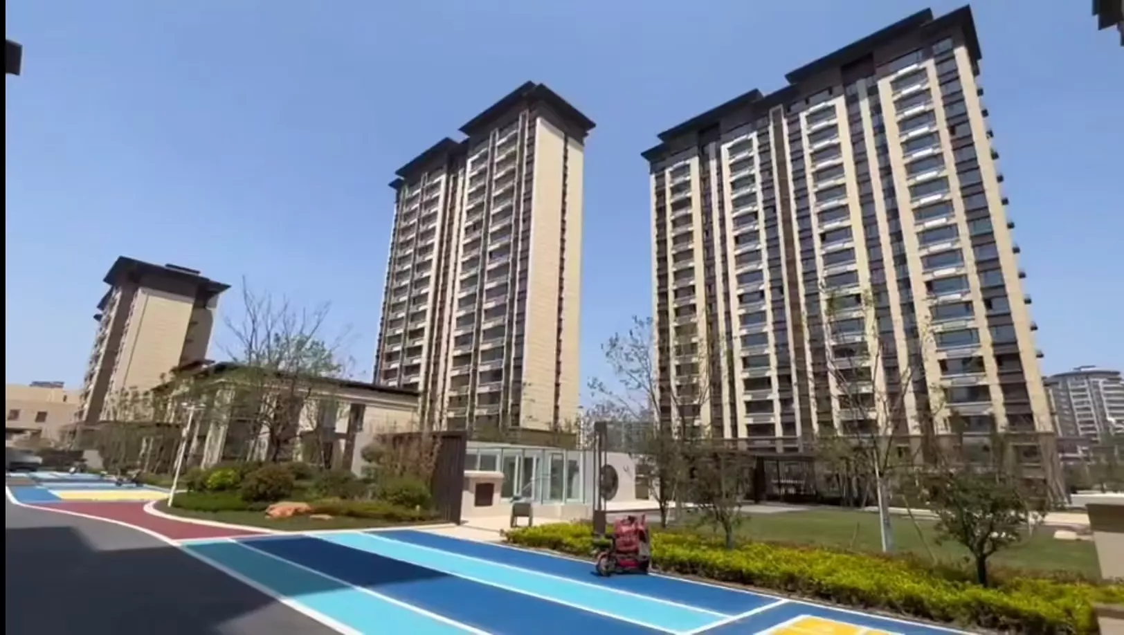 绿郡荣茂府案例